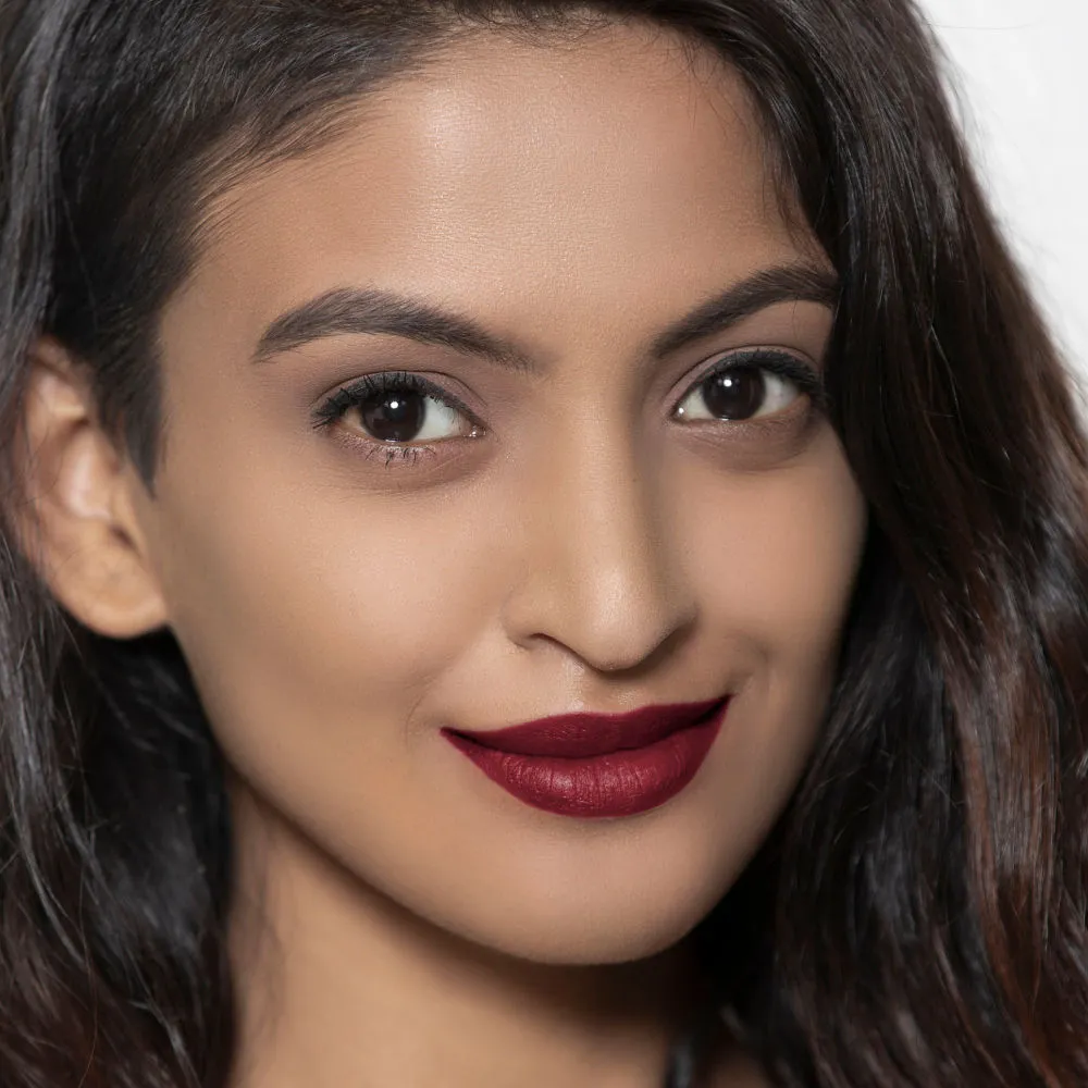 Faces Canada Matte Lip Crayon | Cocoa Butter and Chamomile enriched | One Stroke Intense Color | Smooth Glide | All Day Hydrated Lips | Shade - Put Me On 2.8g
